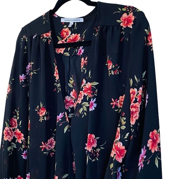 Collective Concepts Dark Floral Surplice Wrap Tie Sleeve Blouse Sz XL - Picture 11 of 12